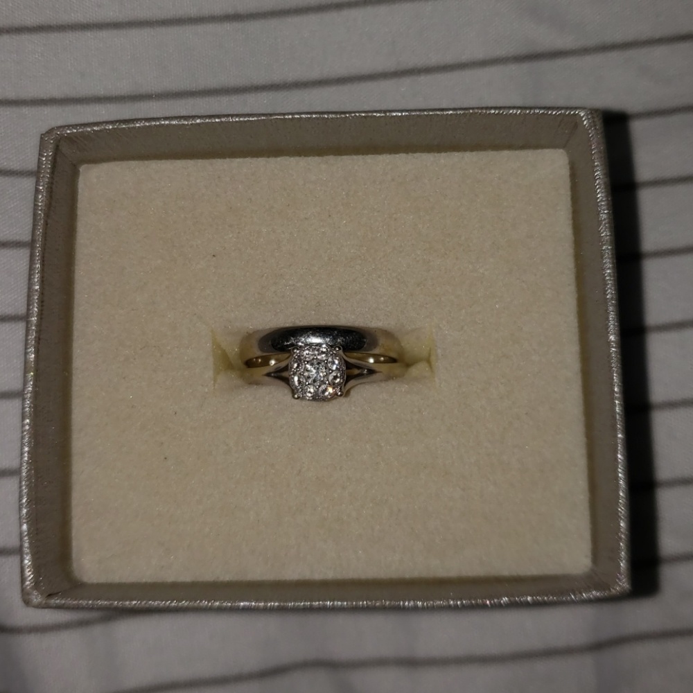 Engagement ring and wedding band